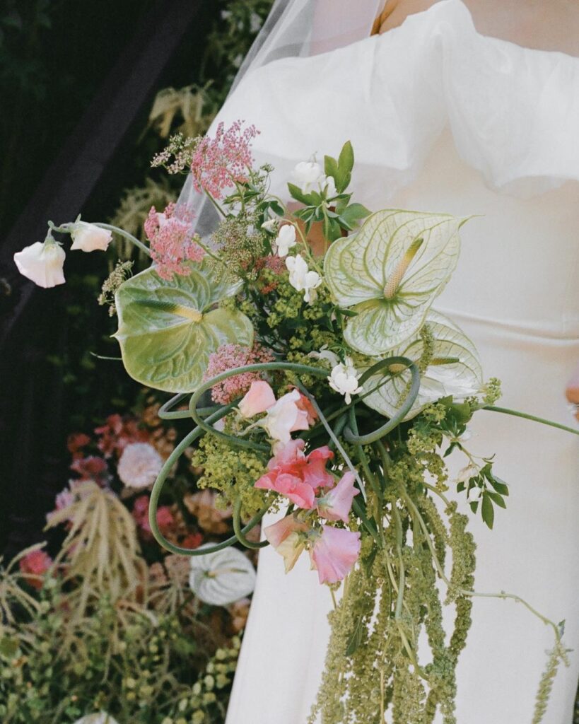 bridal bouquet wedding flowers